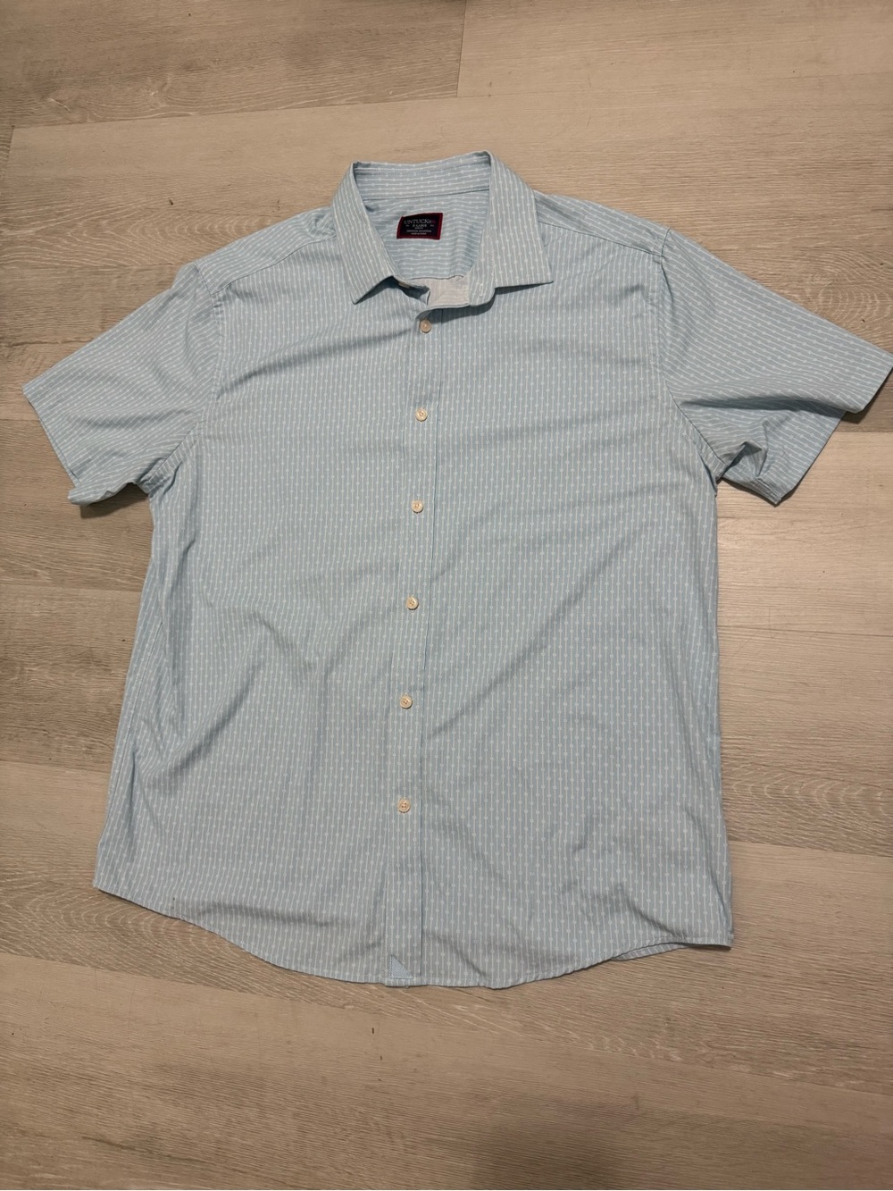 UNTUCKit Light Blue Short-Sleeve Button-Down Shirt